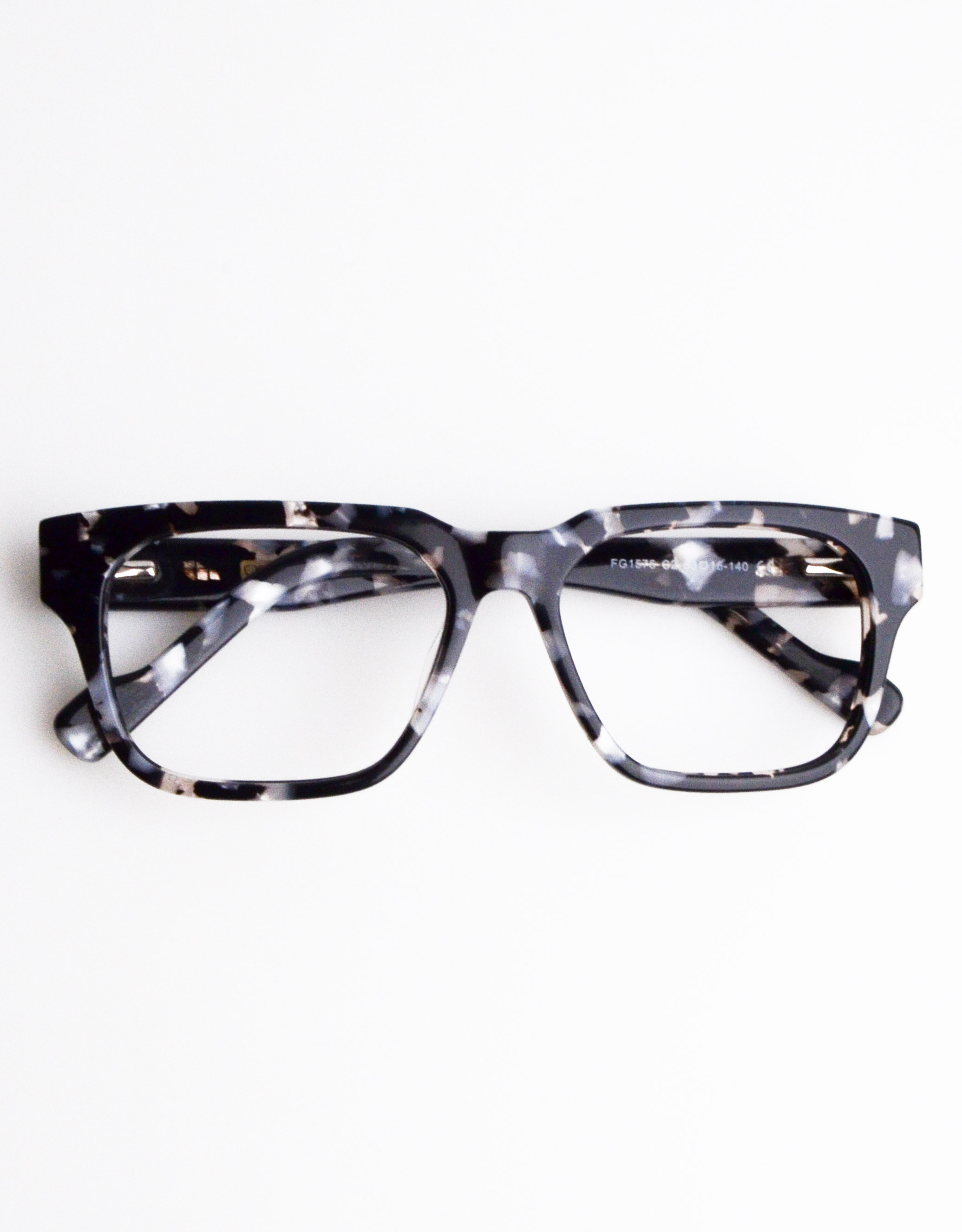 Óculos de Grau Willy Mod. 15752 - Preto com branca